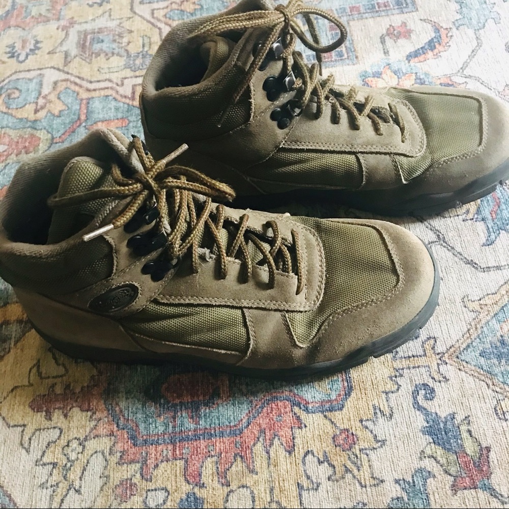Men’s Vasque Alpha boots - 9.5